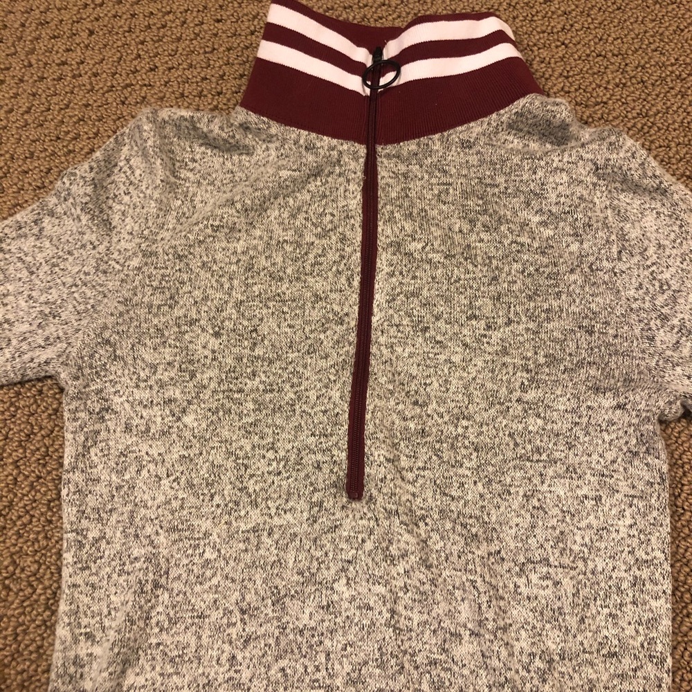 urban outfitters cropped pullover